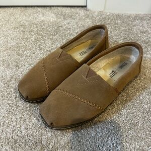TOMS Women’s Classic Slip-On Shoes - Camel